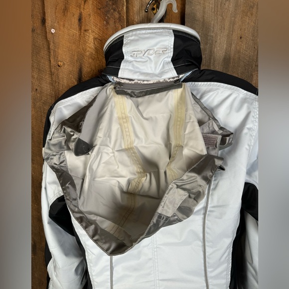 Spyder Light Blue Thinsulate Ski Jacket - Size 6 - Picture 5 of 16